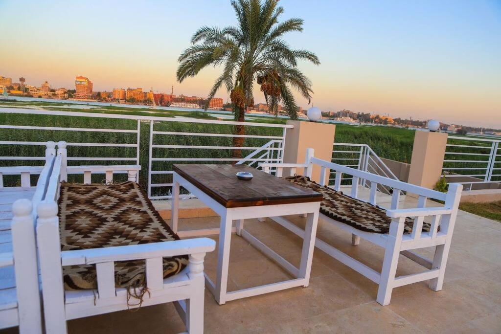 Royal Nile Villa - Nile View Apartment 1 Λούξορ Εξωτερικό φωτογραφία